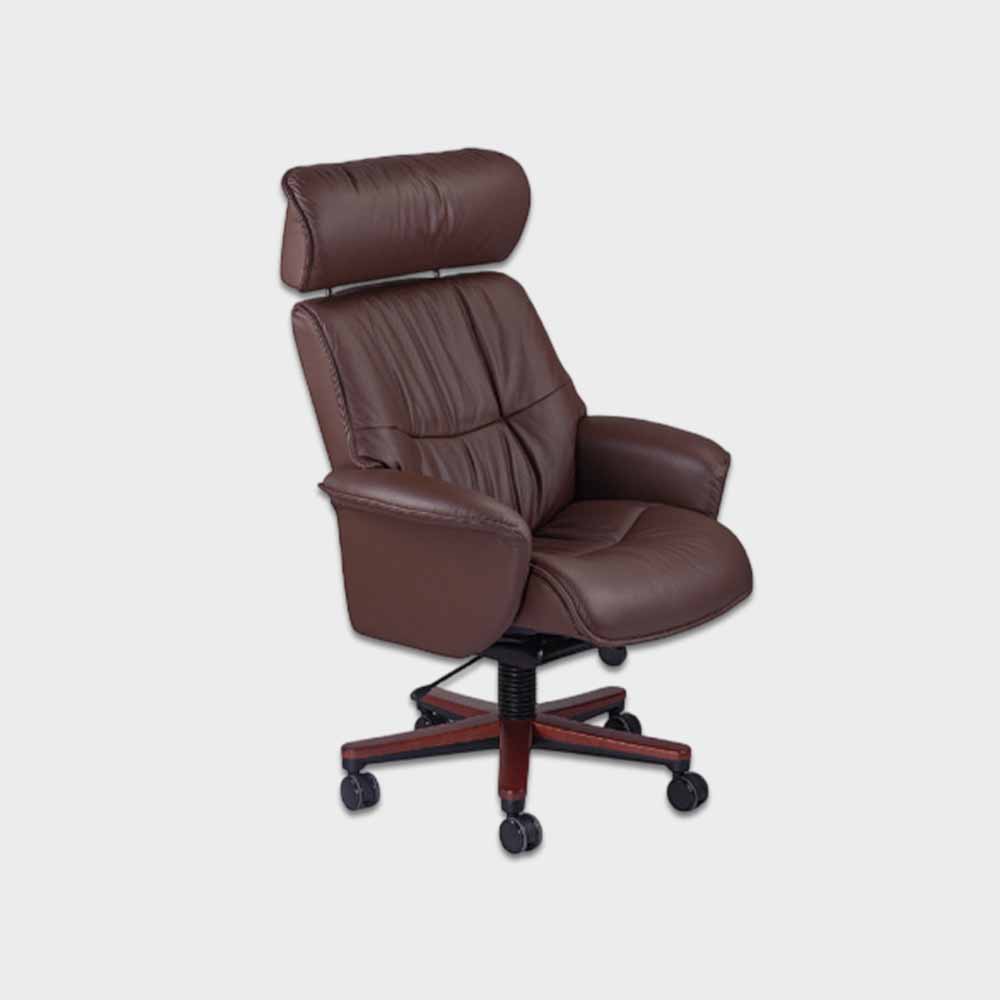 Recliner 11